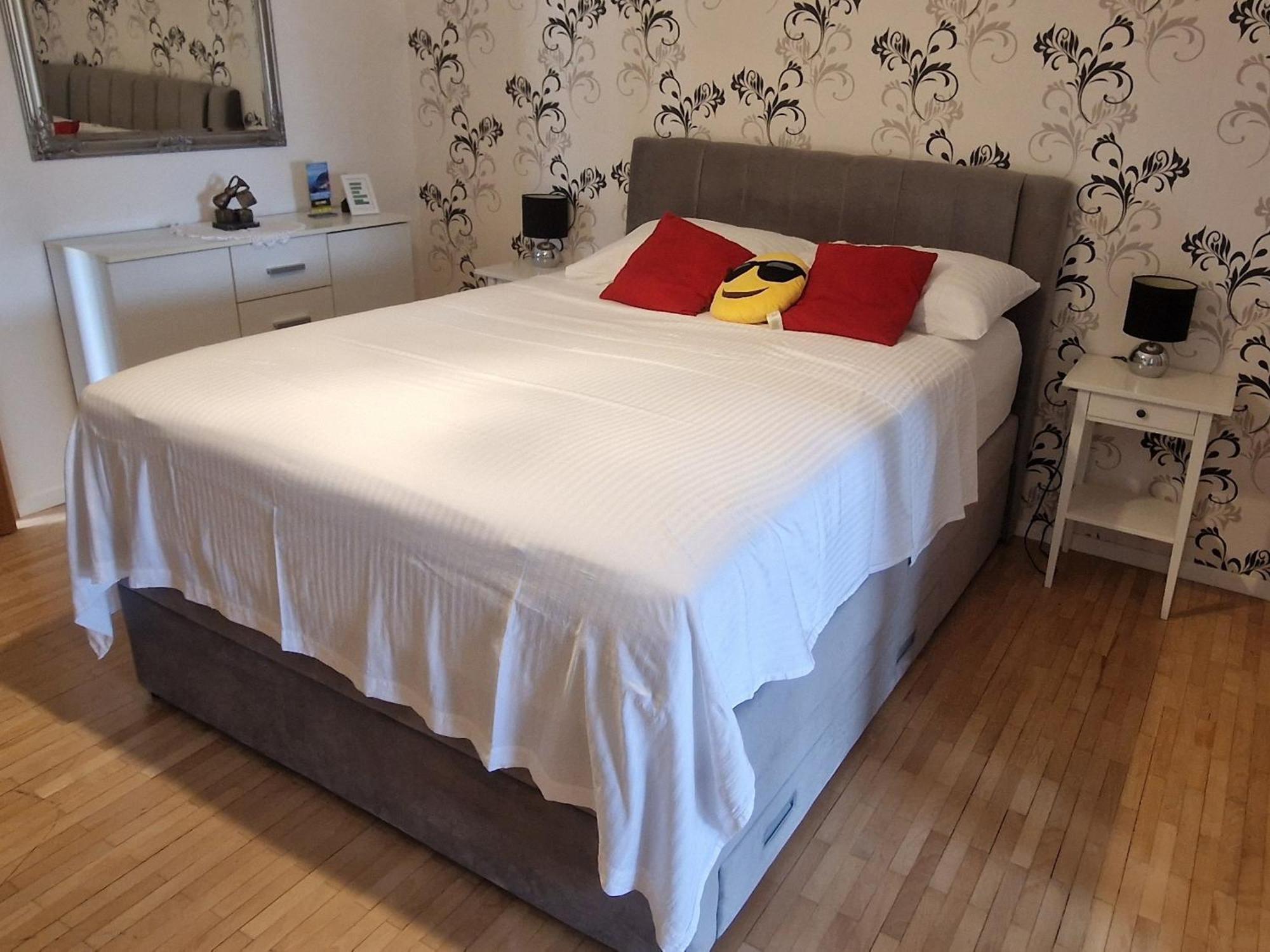 Apartments Anica 2 Макарска Номер фото